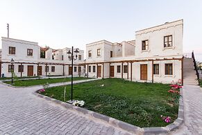 Empire Cave Hotel