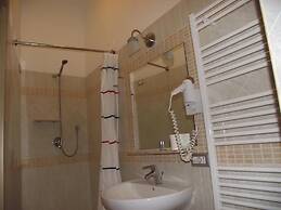 Hotel Elide