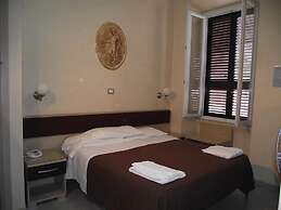 Hotel Elide