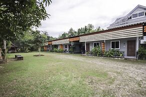Banana Lodge
