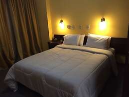 Manduvira Hotel Plaza