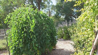 Honeyeater Cottage