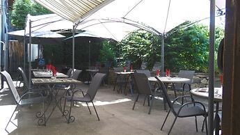 Hotel Restaurant La Vieille Ferme