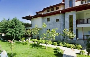 Summer Otel