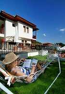 Summer Otel
