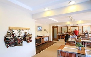 Summer Otel