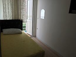 Karabina Eylül Apart