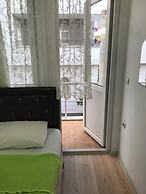 Karabina Eylül Apart