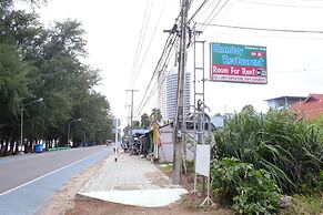 Chomlay Restaurant & Room for Rent