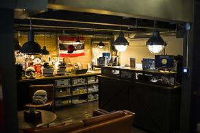 Iron32 Hotel