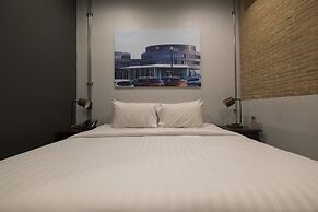 Iron32 Hotel
