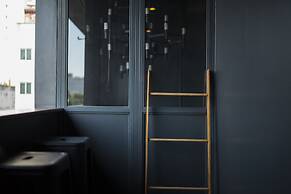 Iron32 Hotel