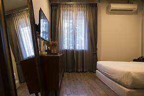 Iron32 Hotel