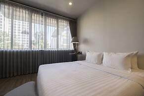 Iron32 Hotel