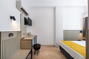 Lemon Hotel