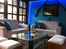 The Olive Tree Studios - Adults Only