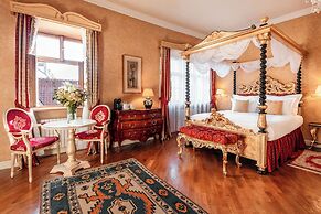 Alchymist Grand Hotel & Spa