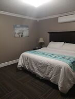 Seaport Inn