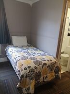 Seaport Inn