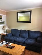 Seaport Inn