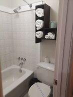 Seaport Inn