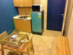 Baan Thew Talay Blue Sapphire