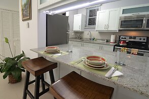 New Kingston Central Guest Apartment