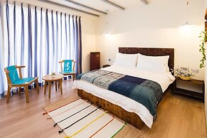 Haku Beach Days Inn