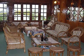 Niva Niwa Lodge