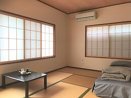 Guesthouse Hakuka - Hostel