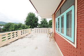 Frosty Homestay