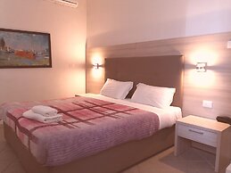 Hotel Academy