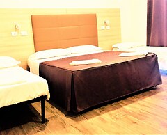 Hotel Academy