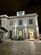 Hotel Academy