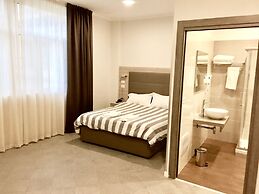Hotel Academy