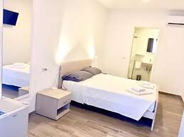 Hotel Academy