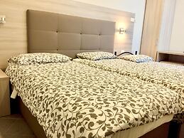 Hotel Academy