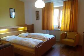 Garni Sunnwies
