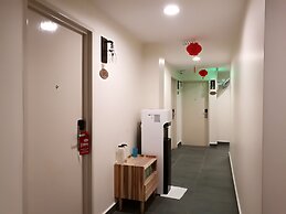 Artisan Eco Hotel