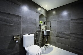 Artisan Eco Hotel