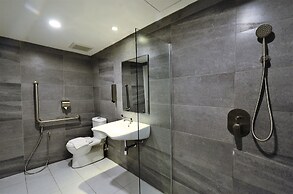 Artisan Eco Hotel