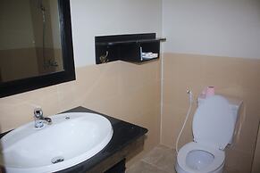 KC River Hotel