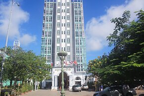 KC River Hotel