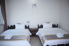 KC River Hotel