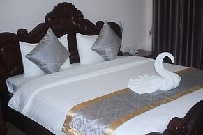 KC River Hotel