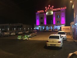 Avesis Hotel