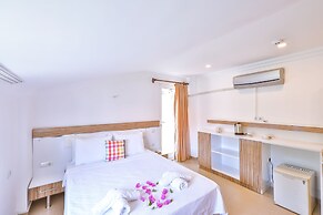 Anfora Hotel
