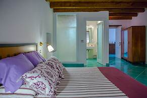 Ispani Inn Resort