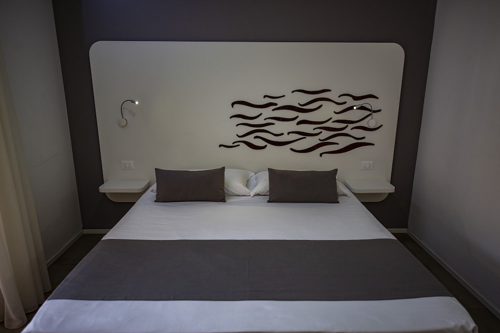 Aether Suites Tropea