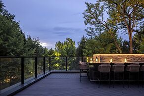 Blossom House Beijing Houhai